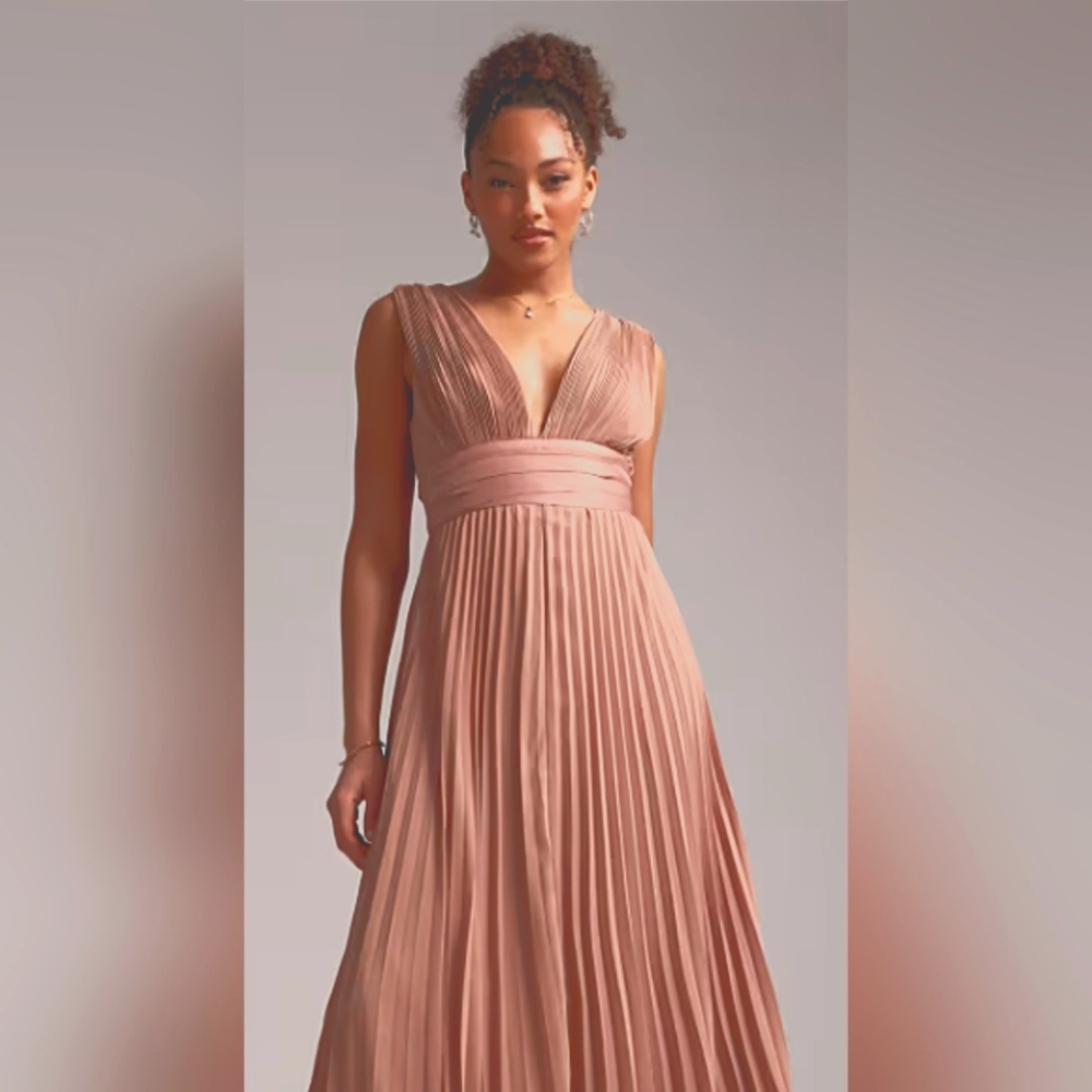 ASOS Design Pleated Bridesmaid Dress